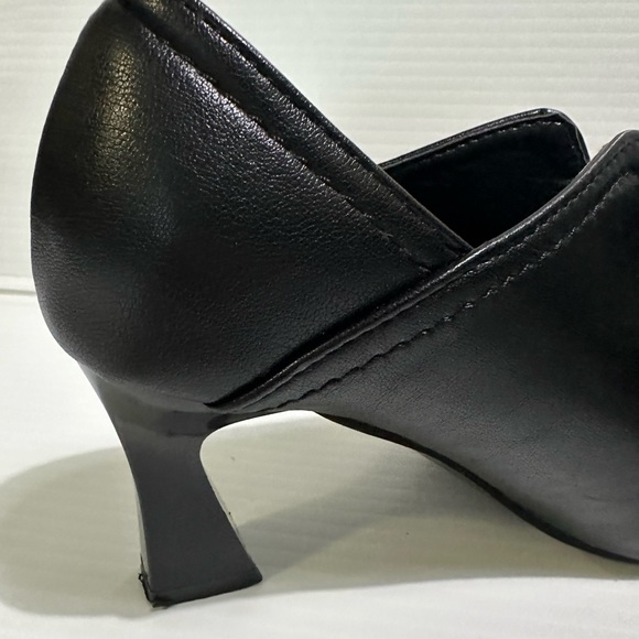 Black shoes - Picture 5 of 8